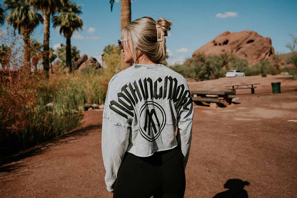 WOMEN'S MINERAL WASH SPIRIT JERSEY CROP TOP