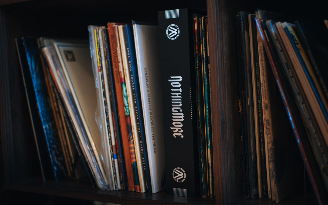 DELUXE VINYL BOX SET