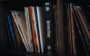 DELUXE VINYL BOX SET