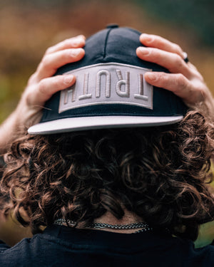 TRUTH HAT